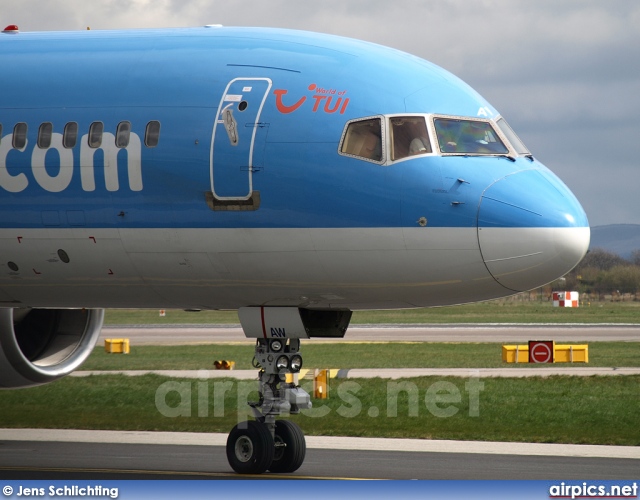 G-BYAW, Boeing 757-200, Thomsonfly