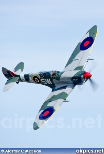 G-CTIX, Supermarine Spitfire T9, Untitled