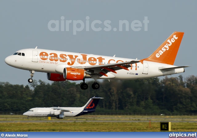 G-EZAU, Airbus A319-100, easyJet