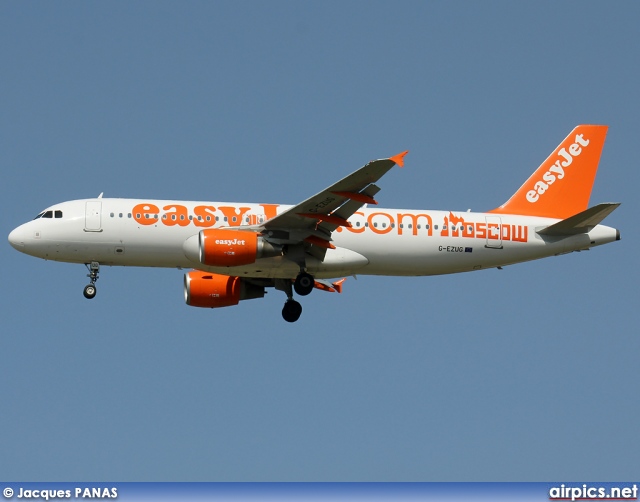 G-EZUG, Airbus A320-200, easyJet