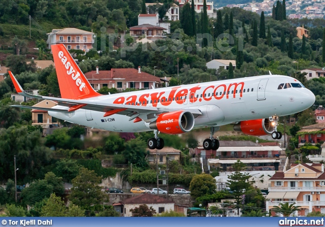 G-EZWW, Airbus A321-200, easyJet