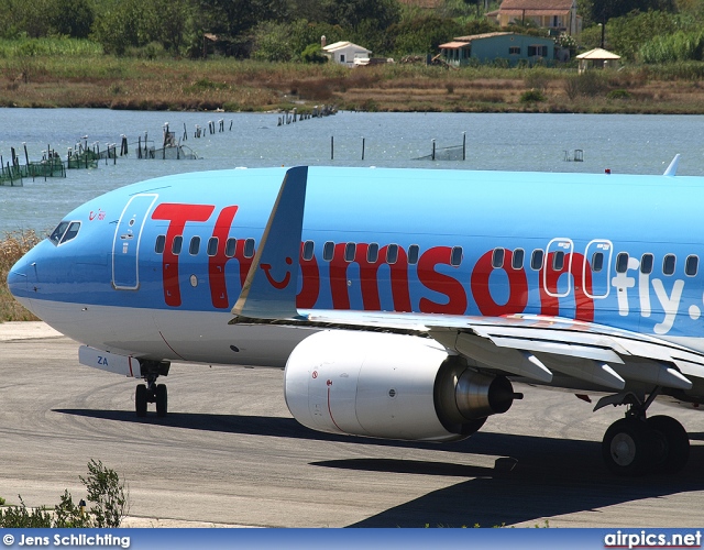 G-FDZA, Boeing 737-800, Thomsonfly