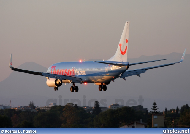 G-FDZA, Boeing 737-800, Thomsonfly