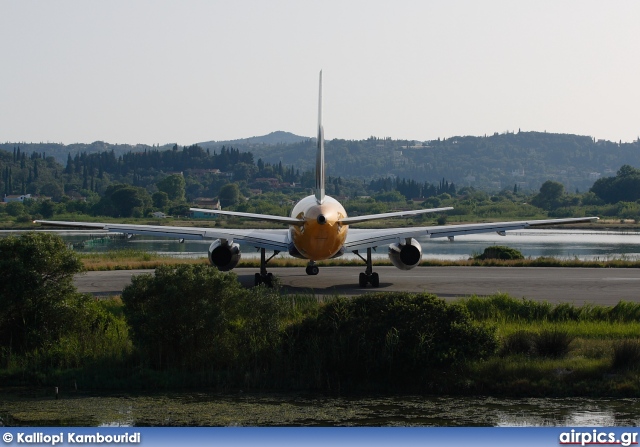 G-MONK, Boeing 757-200, Monarch Airlines