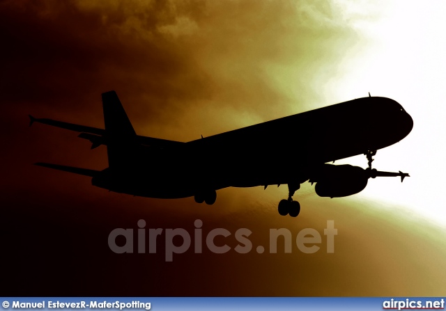 G-OZBN, Airbus A321-200, Monarch Airlines