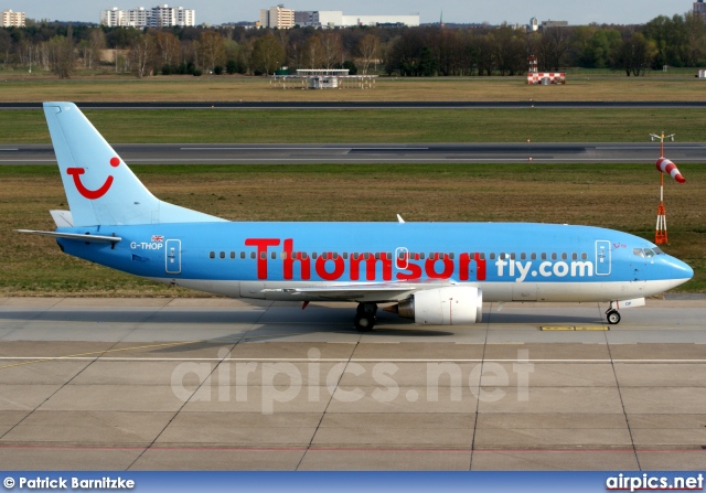 G-THOP, Boeing 737-300, Thomson Airways