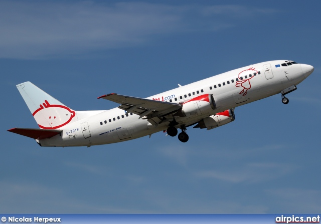 G-TOYK, Boeing 737-300, bmibaby