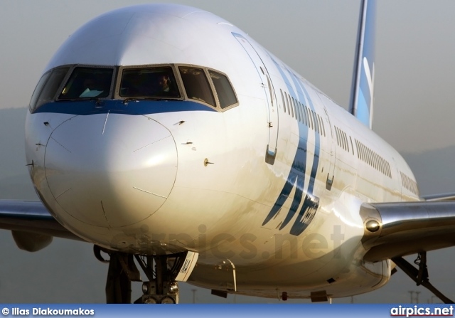 G-VKNA, Boeing 757-200, XL Airways