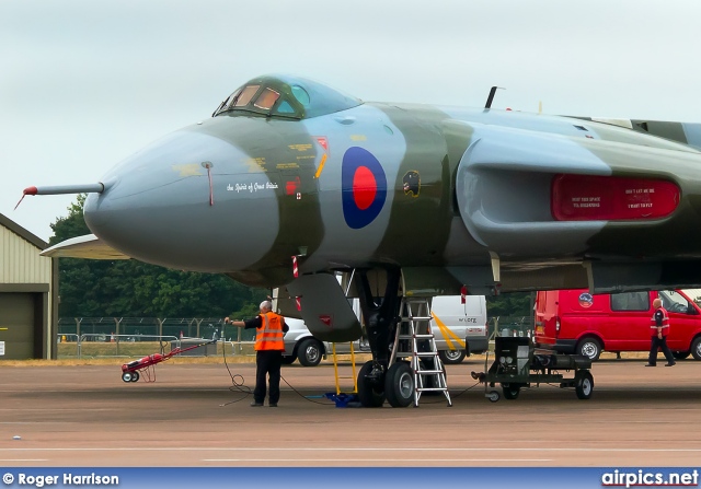 G-VLCN, Avro Vulcan B.2, Private