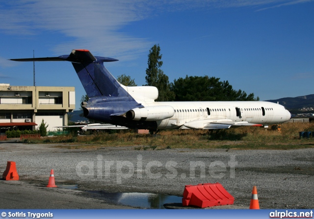 HA-LCR, Tupolev Tu-154B-2, MALEV Hungarian Airlines