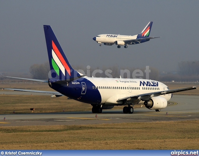 HA-LOS, Boeing 737-700, MALEV Hungarian Airlines