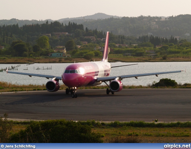 HA-LPB, Airbus A320-200, Wizz Air