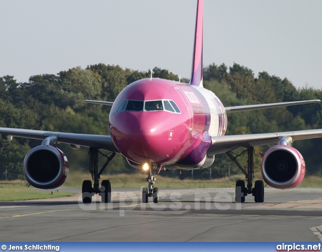 HA-LPI, Airbus A320-200, Wizz Air
