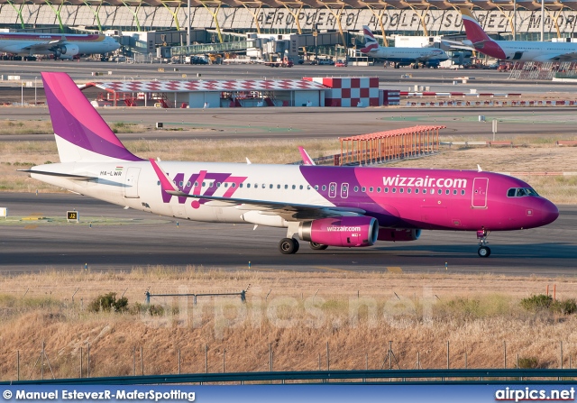 HA-LWR, Airbus A320-200, Wizz Air