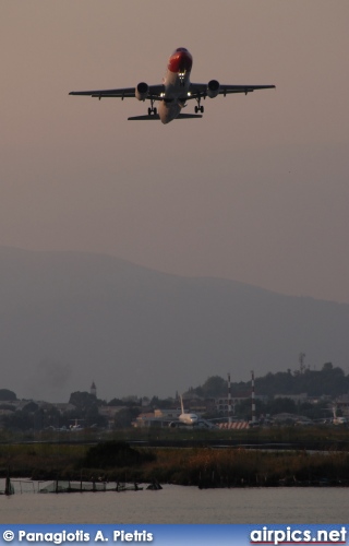 HB-IHX, Airbus A320-200, Edelweiss Air