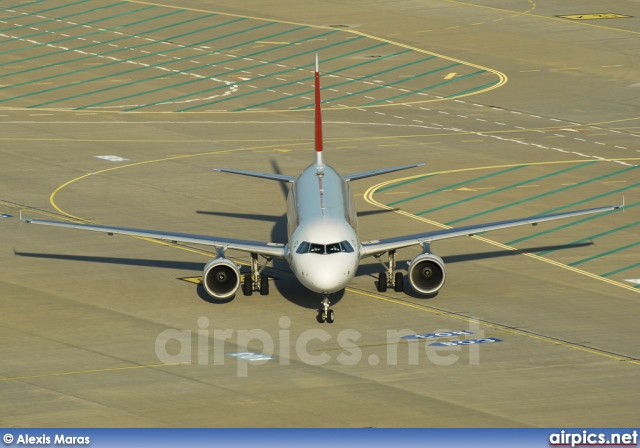 HB-IJK, Airbus A320-200, Swiss International Air Lines