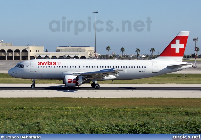 HB-IJL, Airbus A320-200, Swiss International Air Lines