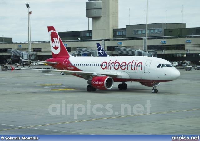 HB-IOX, Airbus A319-100, Air Berlin