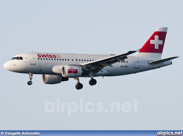 HB-IPT, Airbus A319-100, Swiss International Air Lines