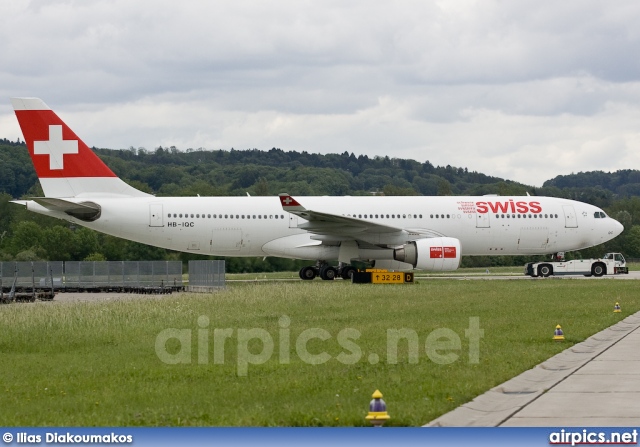 HB-IQC, Airbus A330-200, Swiss International Air Lines