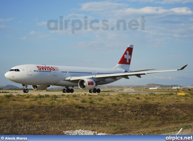 HB-IQC, Airbus A330-200, Swiss International Air Lines