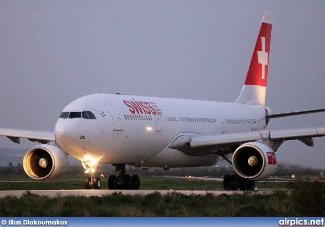 HB-IQC, Airbus A330-200, Swiss International Air Lines