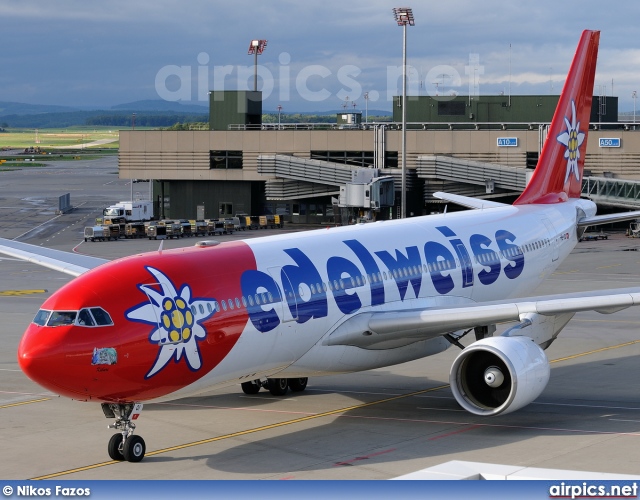 HB-IQI, Airbus A330-200, Edelweiss Air