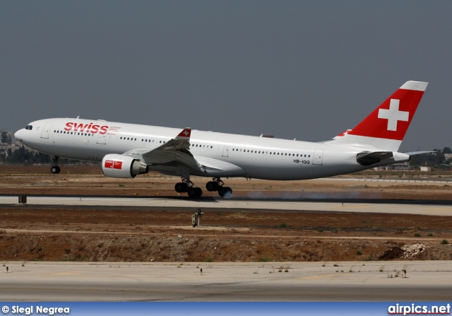 HB-IQQ, Airbus A330-200, Swiss International Air Lines