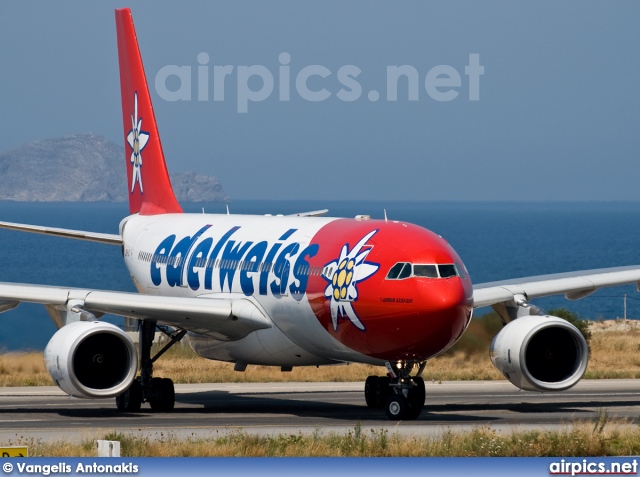 HB-IQZ, Airbus A330-200, Edelweiss Air