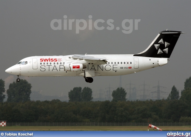 HB-IYU, British Aerospace Avro RJ100, Swiss International Air Lines