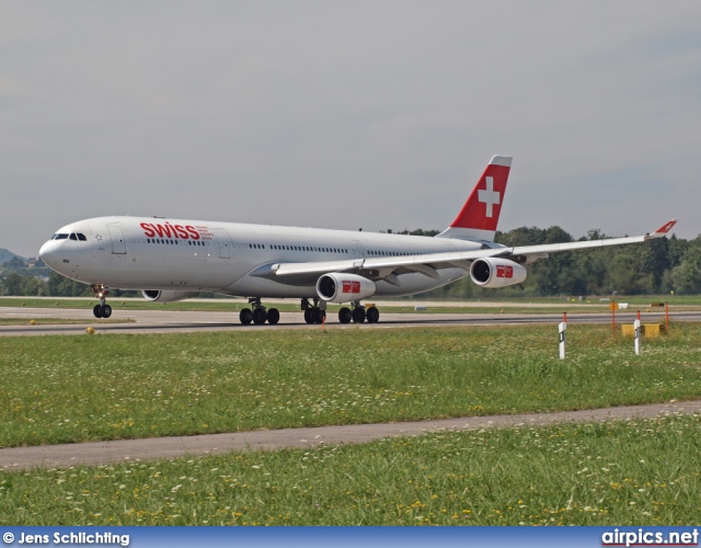 HB-JMK, Airbus A340-300, Swiss International Air Lines