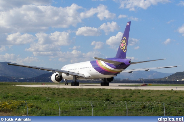 HS-TKC, Boeing 777-300, Thai Airways