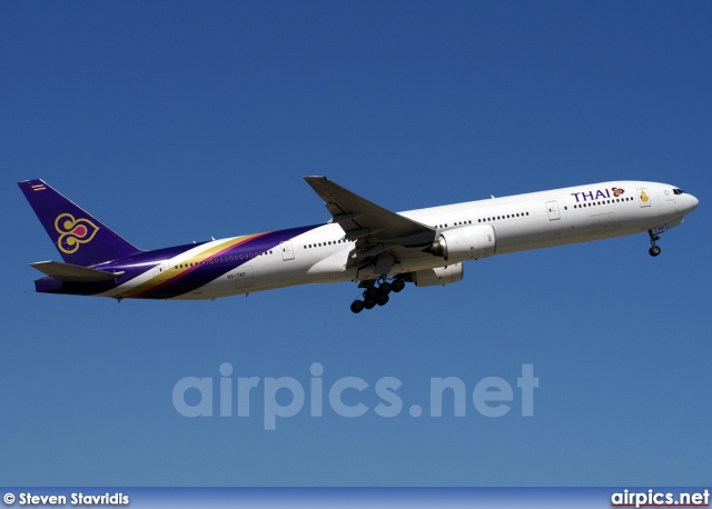 HS-TKF, Boeing 777-300, Thai Airways