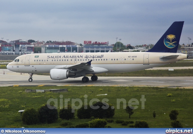 HZ-AS32, Airbus A320-200, Saudi Arabian Airlines