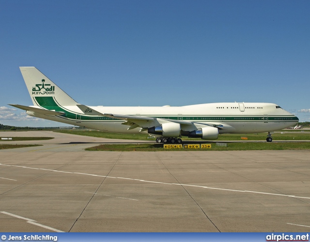 HZ-WBT7, Boeing 747-400, Kingdom Holding