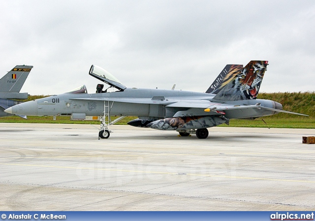 J-5011, Boeing (McDonnell Douglas) F/A-18C Hornet, Swiss Air Force