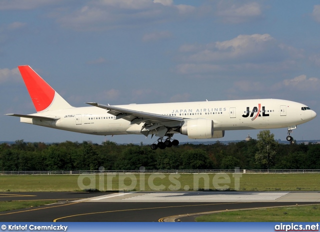 JA706J, Boeing 777-200ER, Japan Airlines