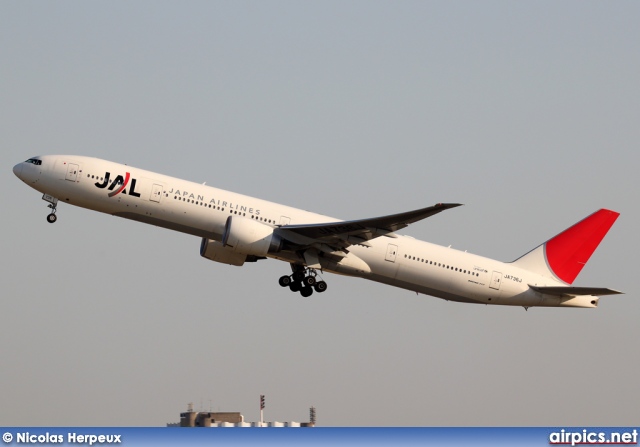 JA736J, Boeing 777-300ER, Japan Airlines