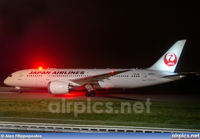 JA821J, Boeing 787-8 Dreamliner, Japan Airlines