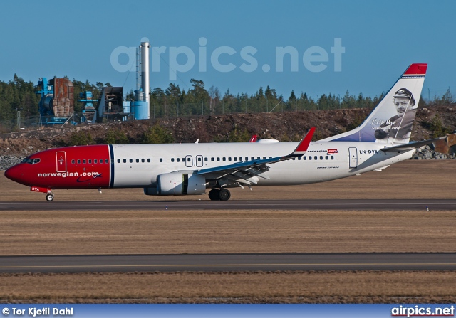 LN-DYA, Boeing 737-800, Norwegian Air Shuttle
