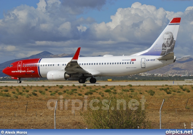 LN-DYF, Boeing 737-800, Norwegian Air Shuttle