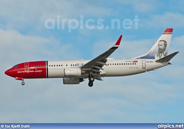 LN-DYI, Boeing 737-800, Norwegian Air Shuttle