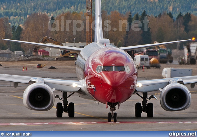 LN-DYL, Boeing 737-800, Norwegian Air Shuttle