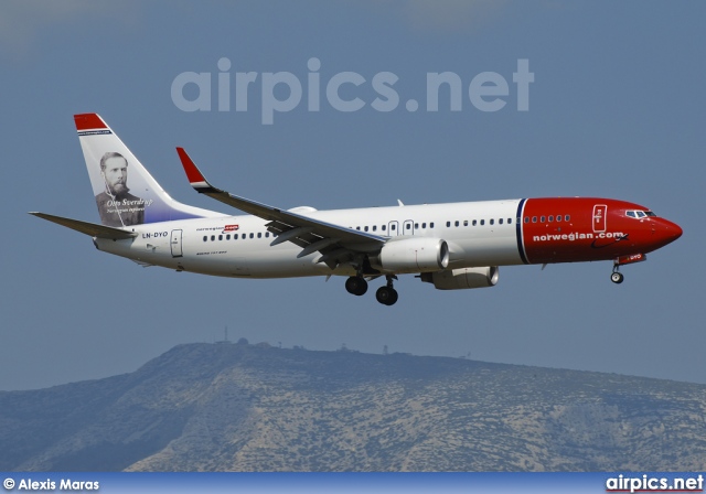 LN-DYO, Boeing 737-800, Norwegian Air Shuttle