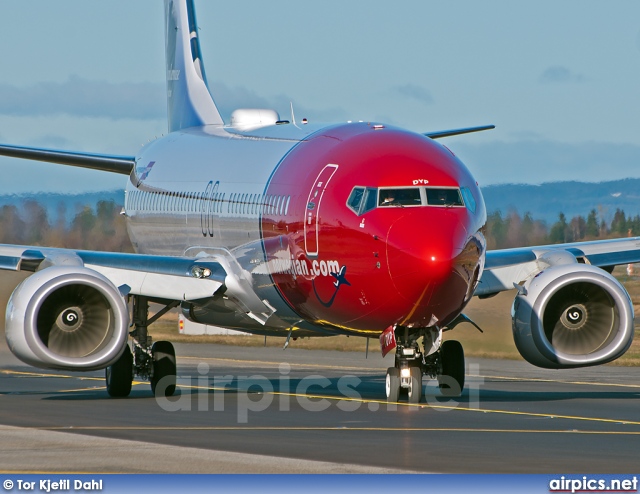 LN-DYP, Boeing 737-800, Norwegian Air Shuttle