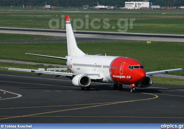 LN-KKD, Boeing 737-300, Norwegian Air Shuttle