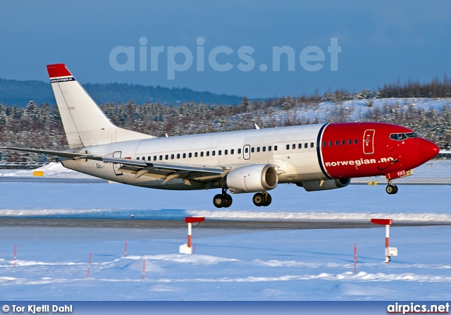LN-KKS, Boeing 737-300, Norwegian Air Shuttle