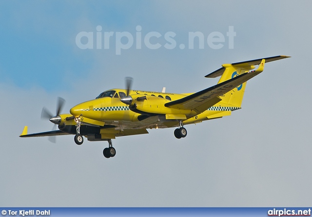 LN-LTG, Beechcraft B200 King Air, Lufttransport