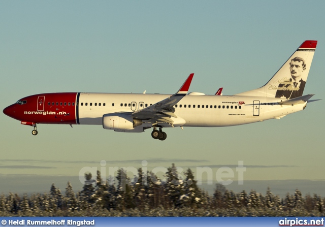 LN-NOF, Boeing 737-800, Norwegian Air Shuttle