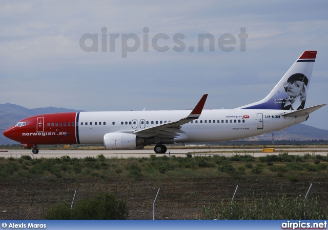 LN-NOM, Boeing 737-800, Norwegian Air Shuttle